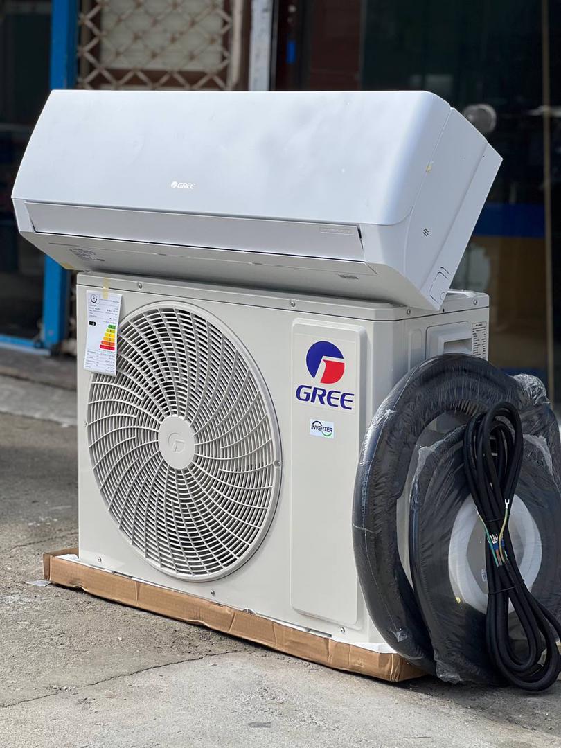 خرید کولر گازی 24000 گری اینورتر دار مدل GWH24AGE